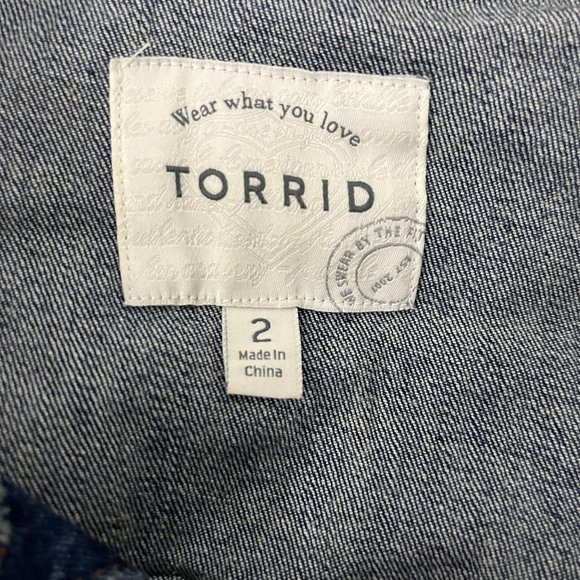 Torrid Medium Wash Jean Denim Jacket Size 2 Front Pocket Style 548688 - Picture 11 of 12